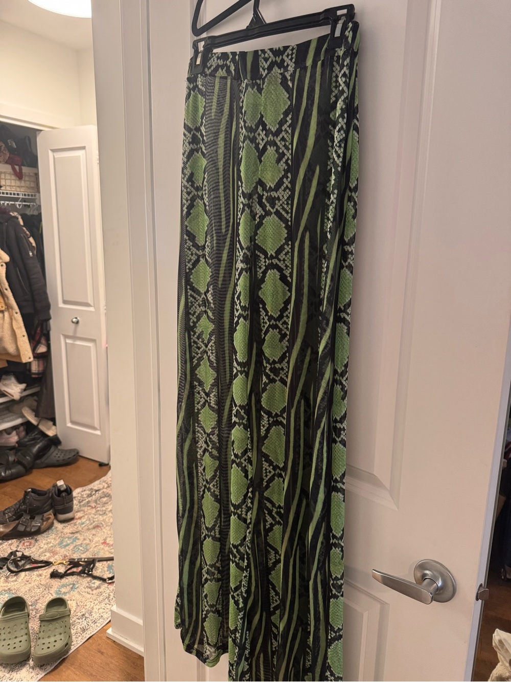 Green Snake-Print Flowy Beach Pants